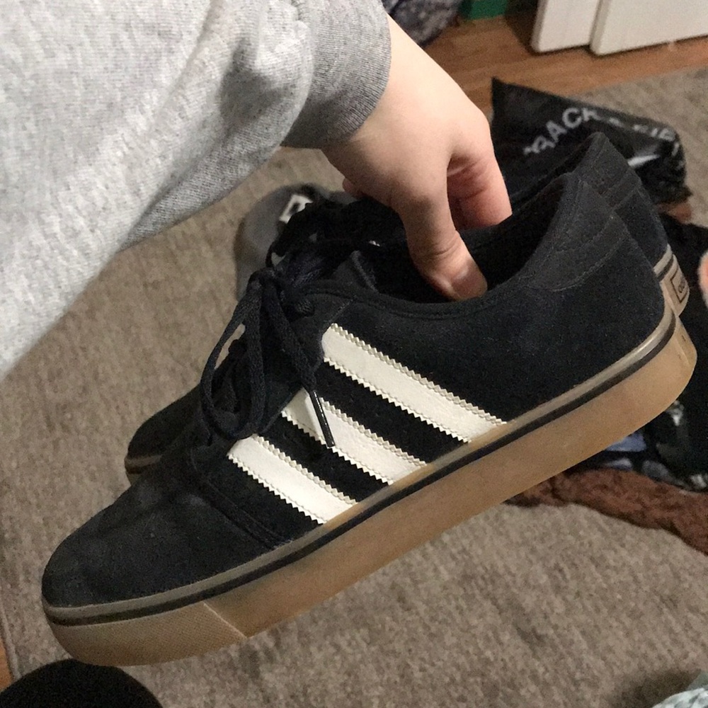 Adidas seeley skate shoes